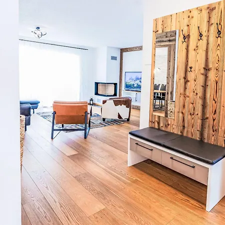 B21 By Interhome *